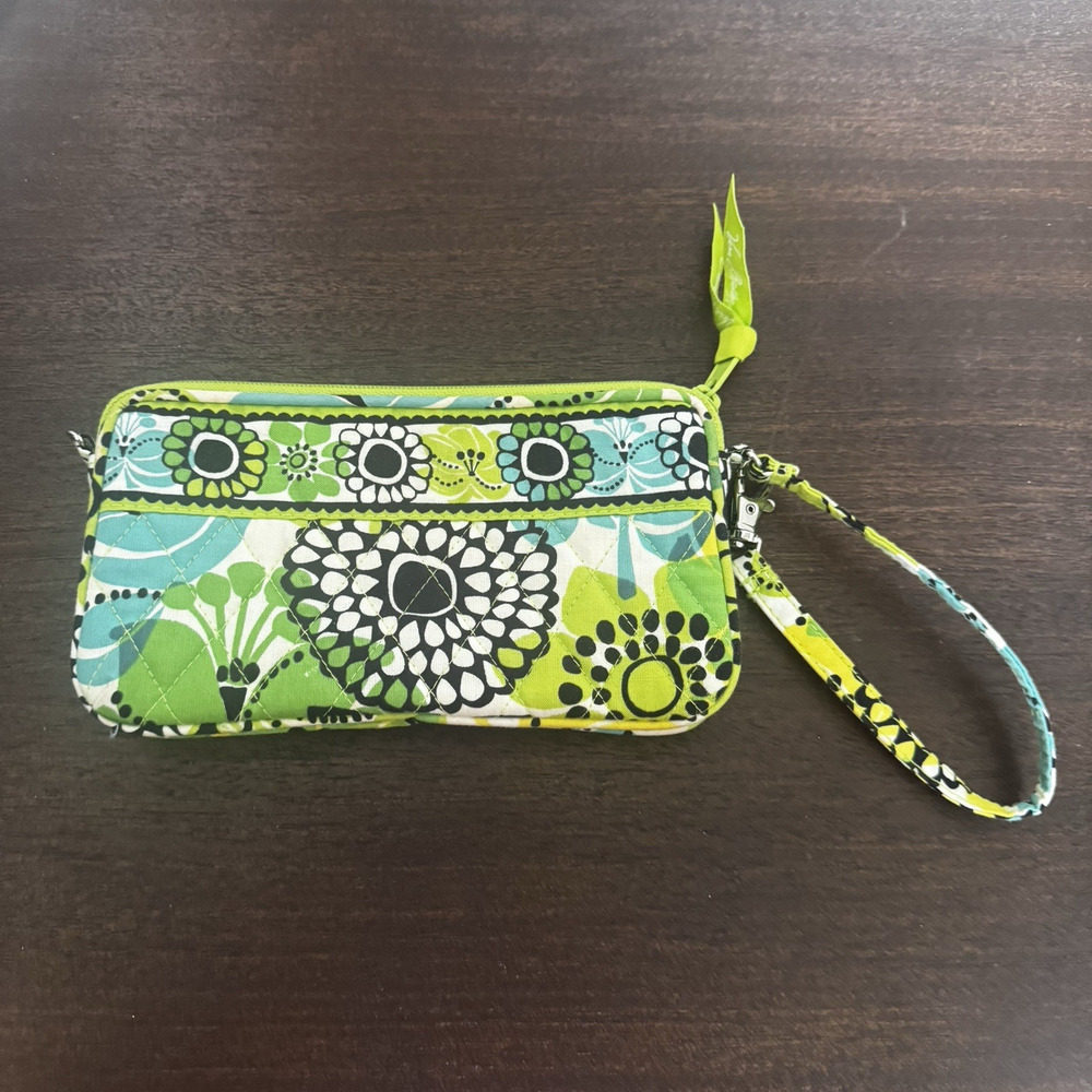 Vera‎ Bradley Limes Up Wristlet Zip Wallet Phone Case Credit Card Slots Retired